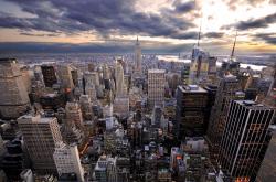 开云sport-阿圭罗第94分钟戴帽救主？时空错位的曼市传奇