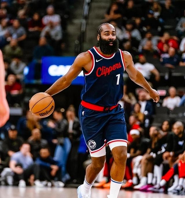 篮网B队横扫国王,哈登高光表现 篮网B队横扫国王,哈登高光表现