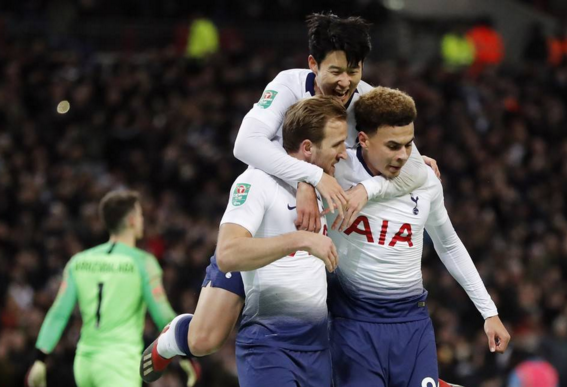 包含法国羽毛球队鏖战英格兰羽毛球队,辛杜爆发神勇的词条 包含法国羽毛球队鏖战英格兰羽毛球队,辛杜爆发神勇的词条