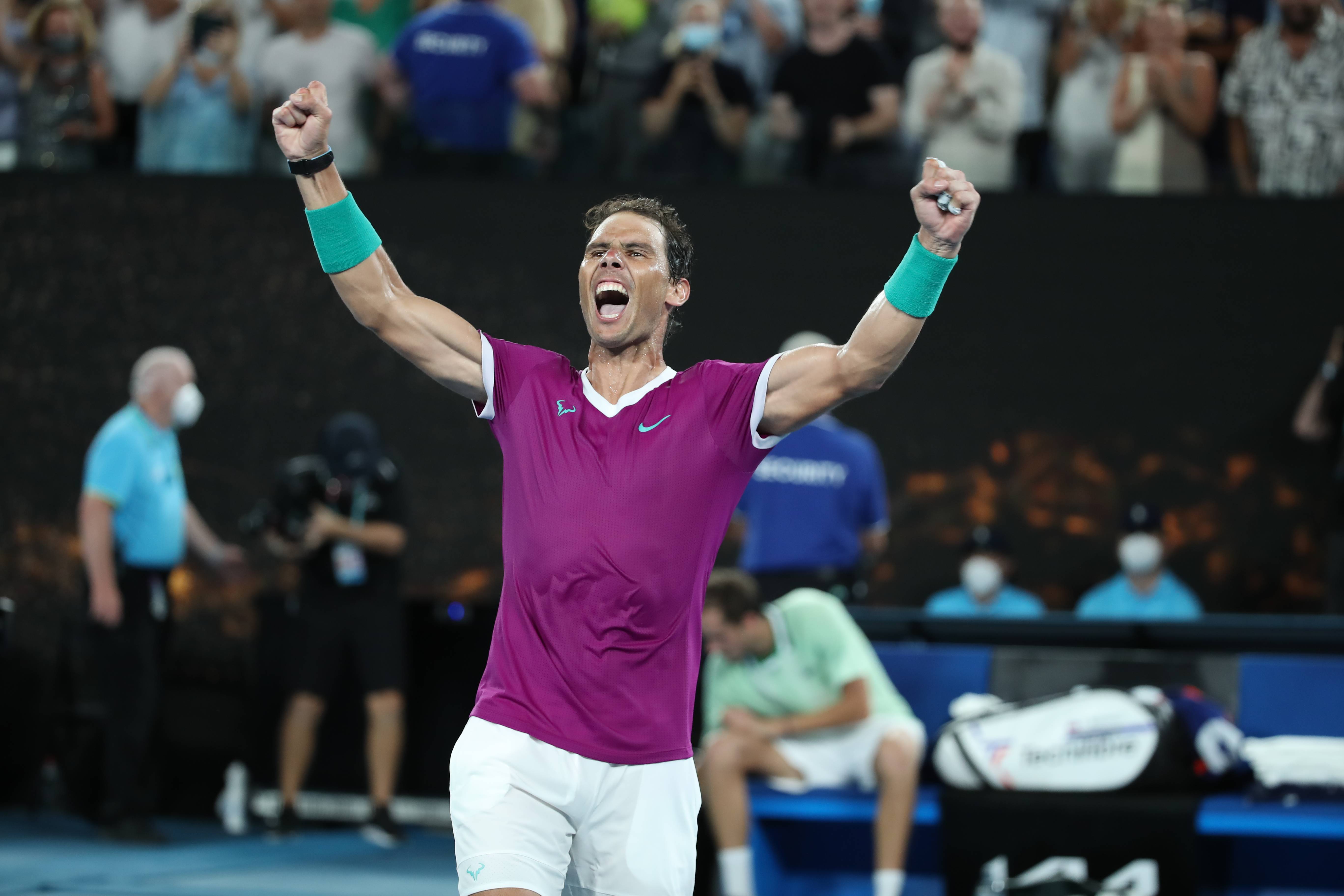 欧洲网球队鏖战西班牙网球队，纳达尔完成帽子戏法