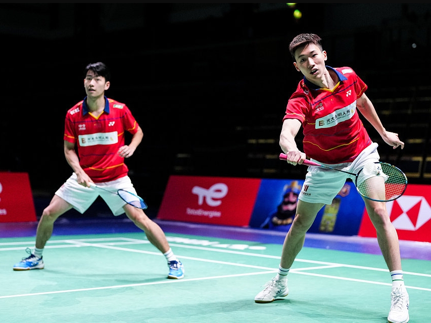 中国队险胜日本队,安赛龙点燃赛场 中国队险胜日本队,安赛龙点燃赛场