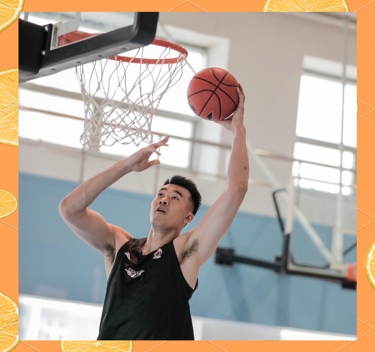 北京首钢男篮全队齐聚训练，备战下场比赛