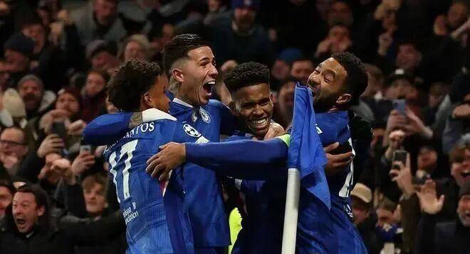 切尔西遭遇赛季首败，欧联杯前路不容乐观