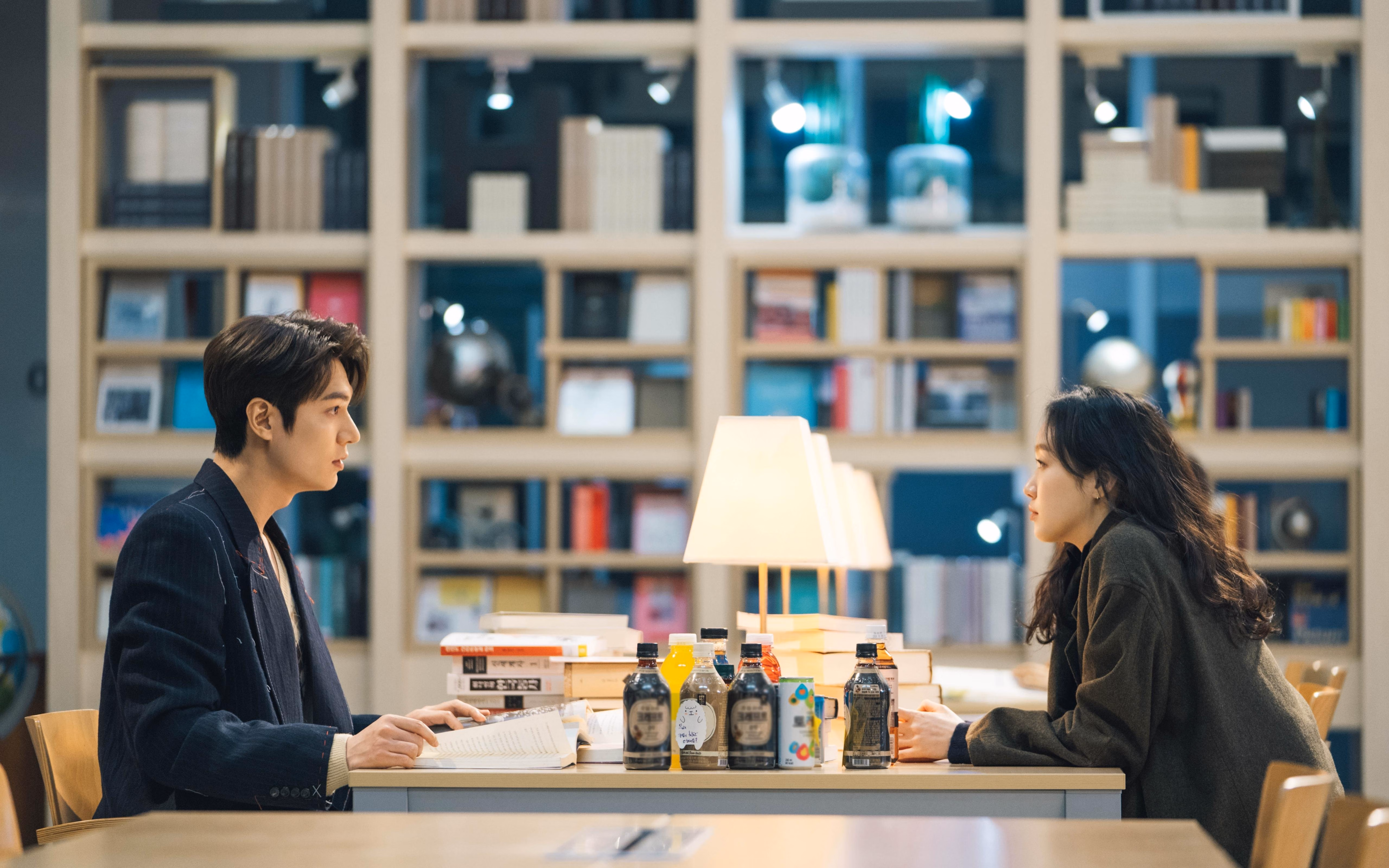 直布罗陀海峡的叹息，当凯恩的铁肩扛起马赛的夜空