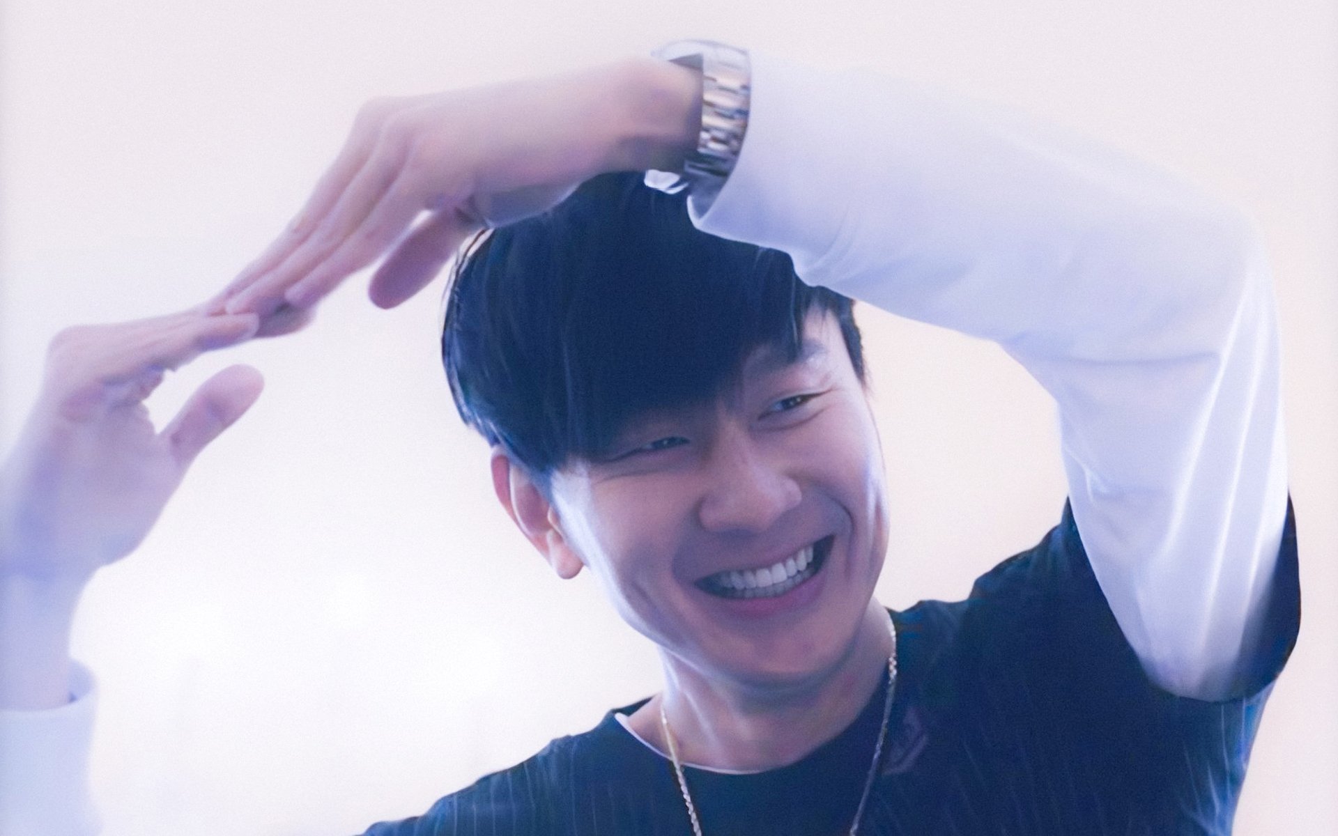 血染黄黑，欧冠硝烟散尽，多特蒙德的球探笔记上只写着韩国