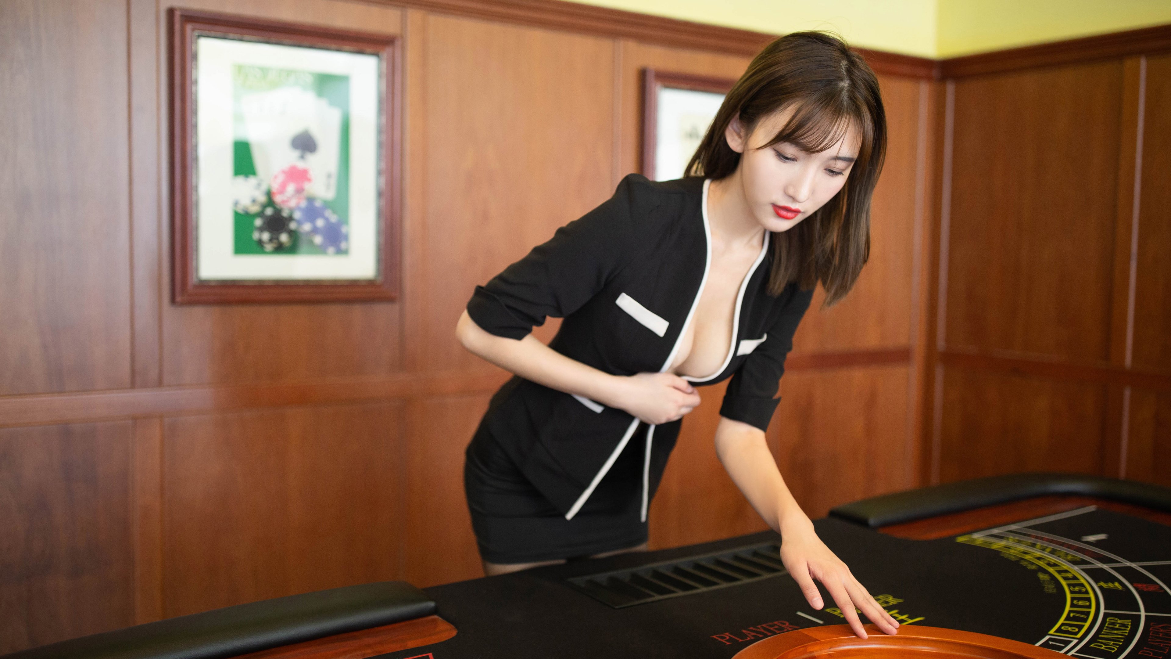 跨界唯一战，黄蜂血拼深圳队之夜，西亚卡姆F1揭幕战传奇接管