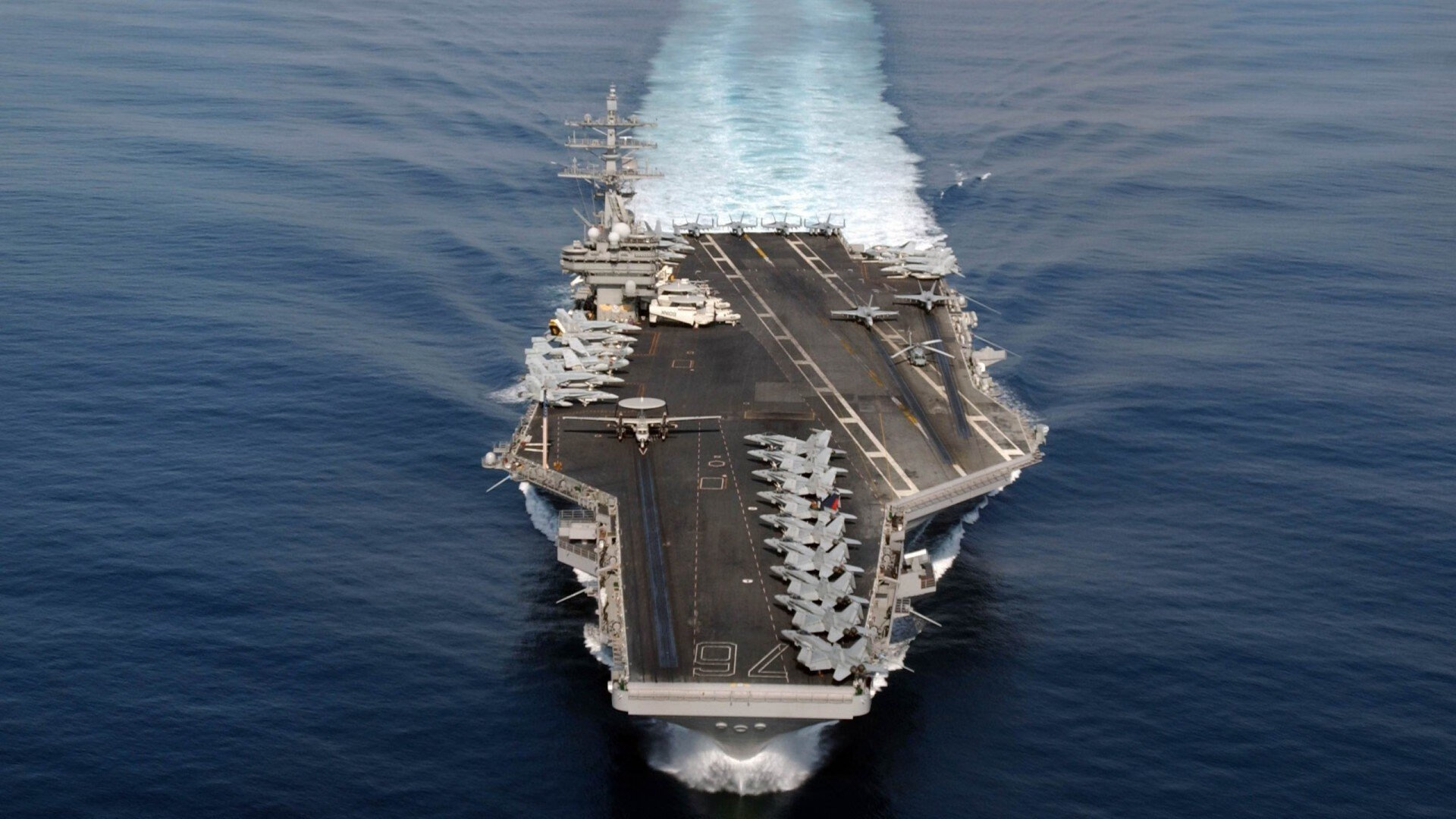 平行时空，当篮球抢七的硝烟里，升起智利与芬兰的足球战歌